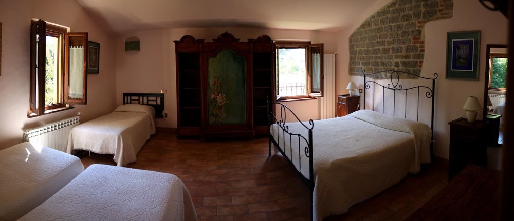 Agriturismo La Ferraia Pianello  Exterior foto
